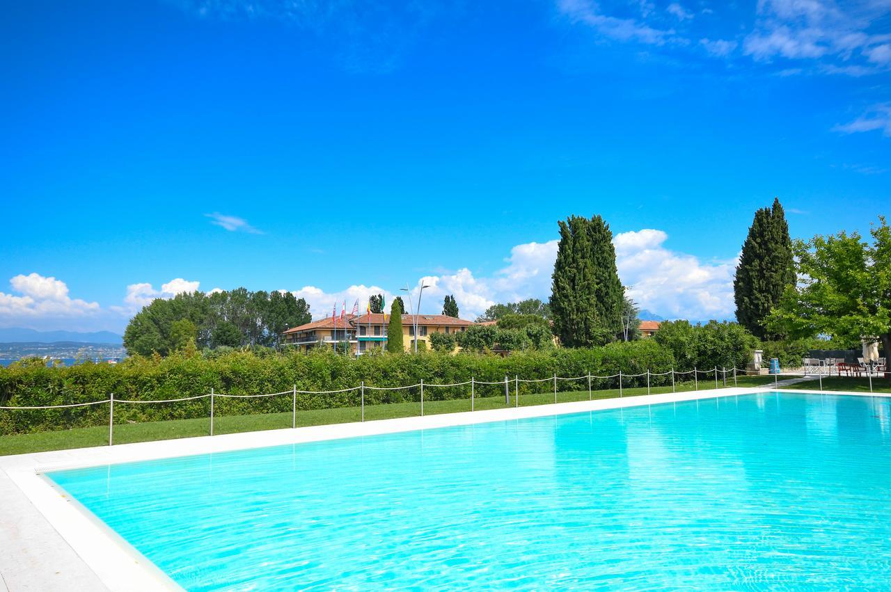 Sirmione Beach Apartment Exteriör bild