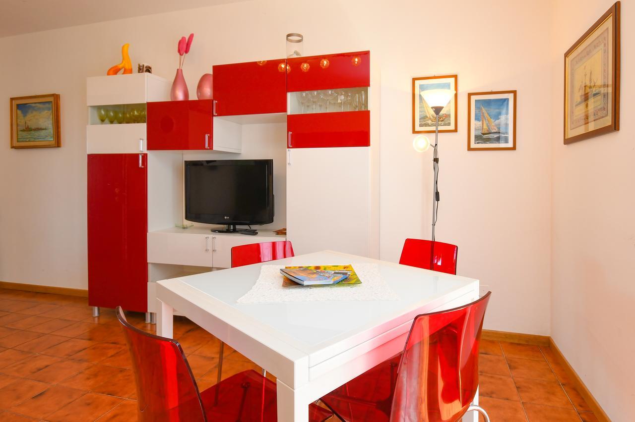 Sirmione Beach Apartment Exteriör bild